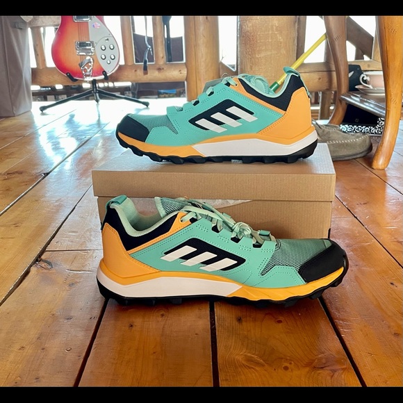Adidas Terrex Agravic Trail running shoes women 10.5 NEW - Picture 1 of 6